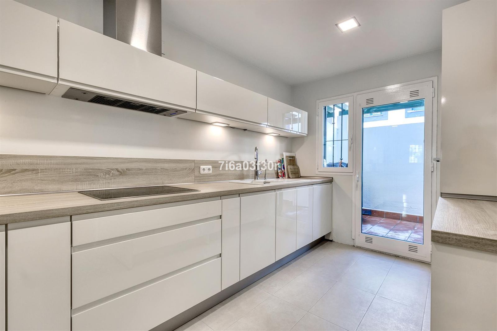 de7f461684b2e00115485439309315b9 - 8