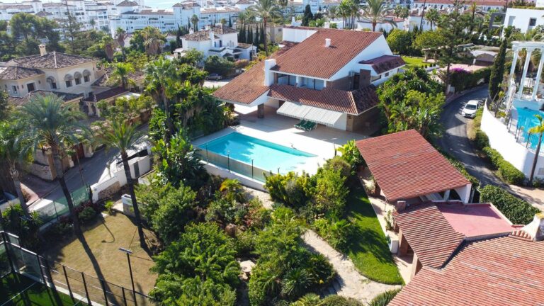 dedde3e531d85f7e9954fa2ea8df415b - 13