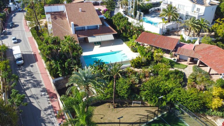 dedde3e531d85f7e9954fa2ea8df415b - 16