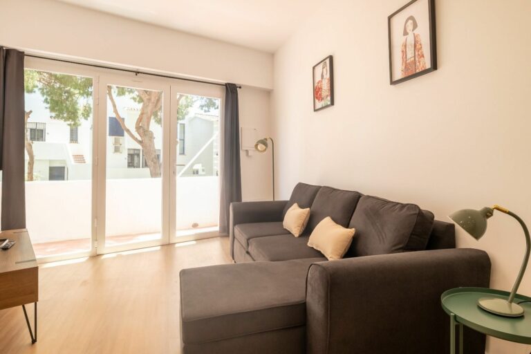 df7bfc98c401a51828e11e48a85f5685 - 1