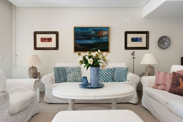 e2ece576f1654fd29060e05cbef23099 - 12