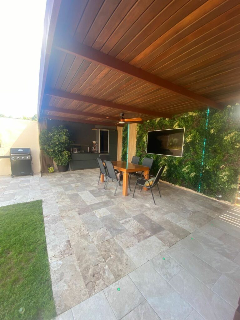 e70d9f7a19f154f851a172f5a1af9efb - 7