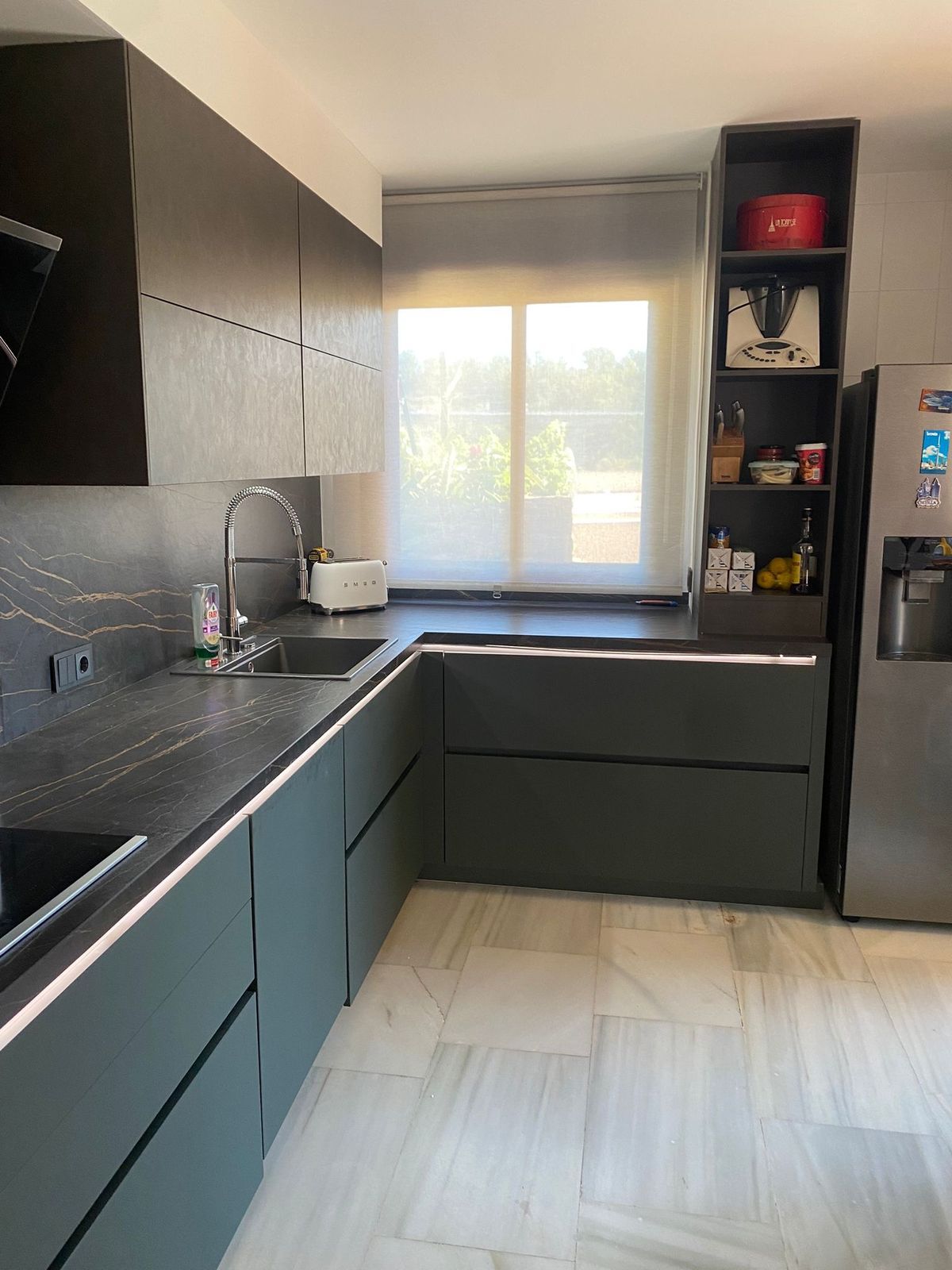 e70d9f7a19f154f851a172f5a1af9efb - 8