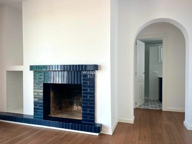 e76c4d2d358c7be80fec84355a4ee98c - 11