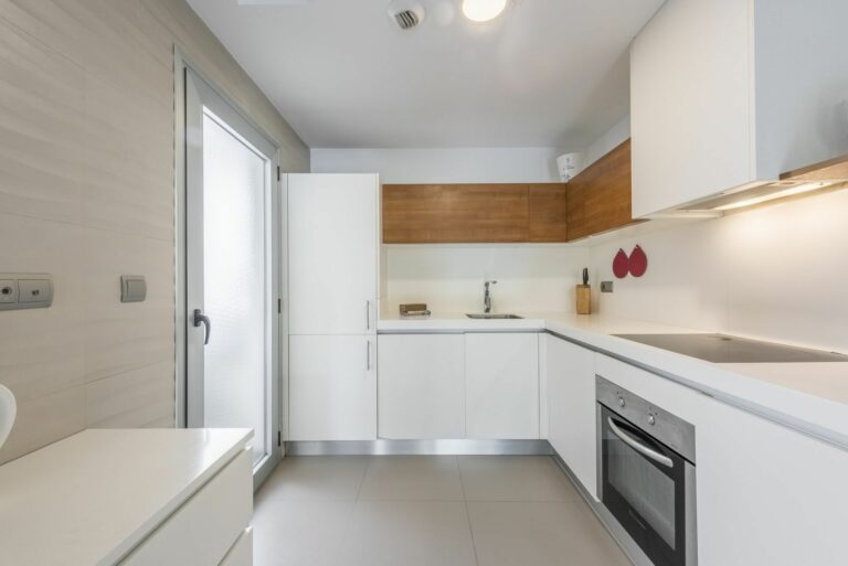 e80e053e682bc232685d26980225f187 - 8