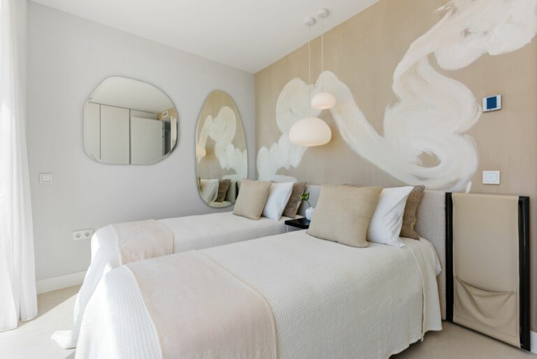 e830f2548718261f7e4d9bdd9c4c380f - 11