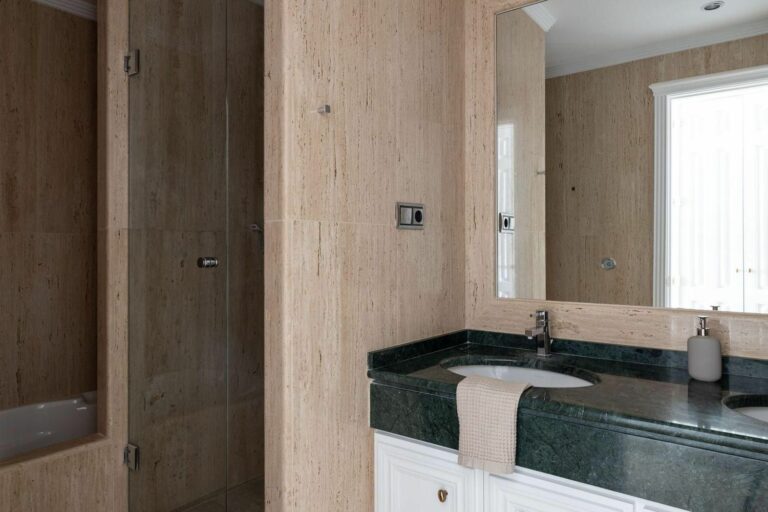 e93625132394c6ac4b77dae0a08ef006 - 14