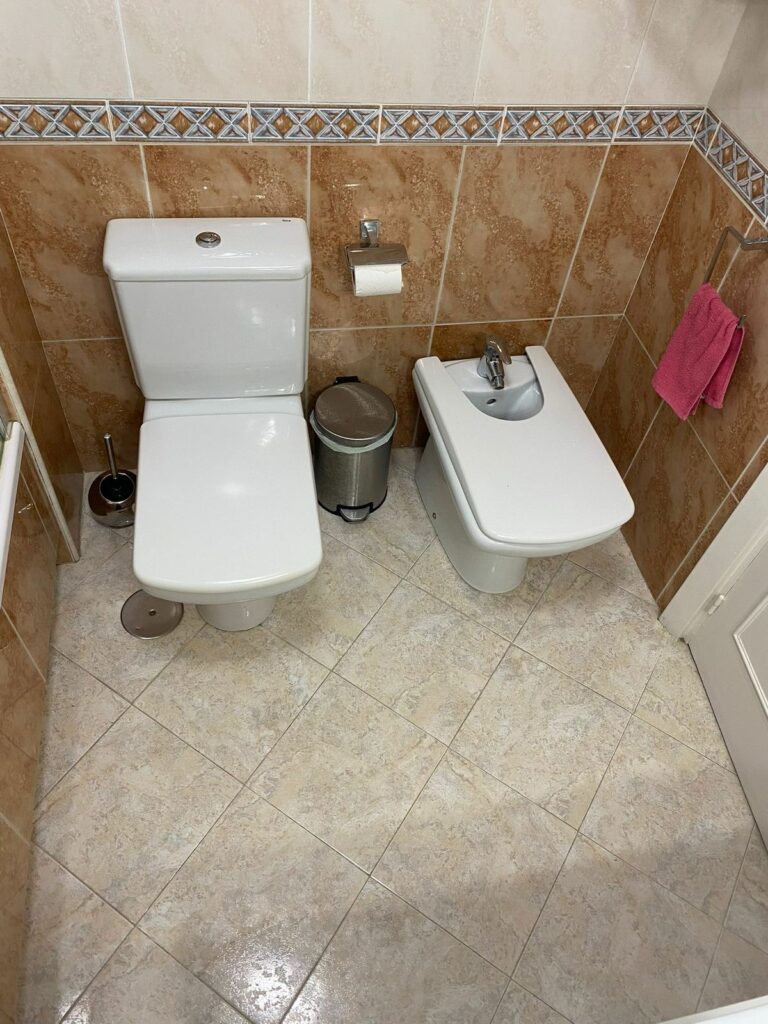 eb70f4b0484a17d41019f94d212154fb - 16