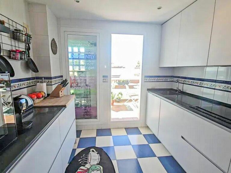 eccfc8dbc75f126e7325c6c04fb033c0 - 6