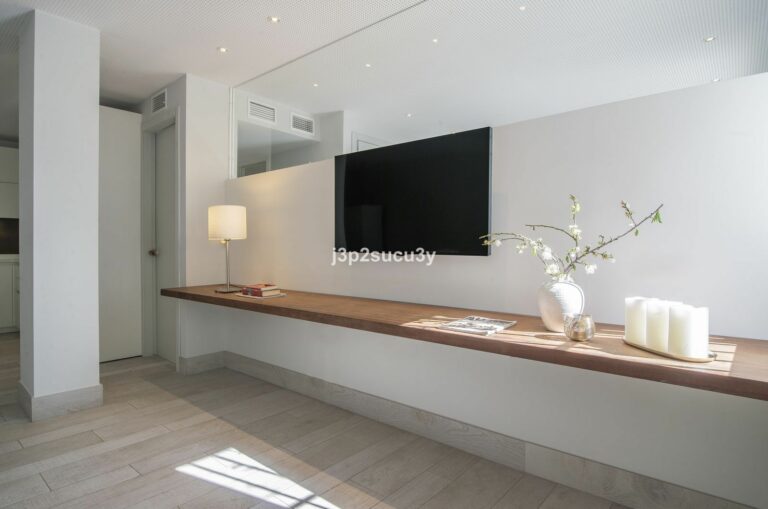 ed2ce0d1a90fb6c18a629be0cd6934bb - 11