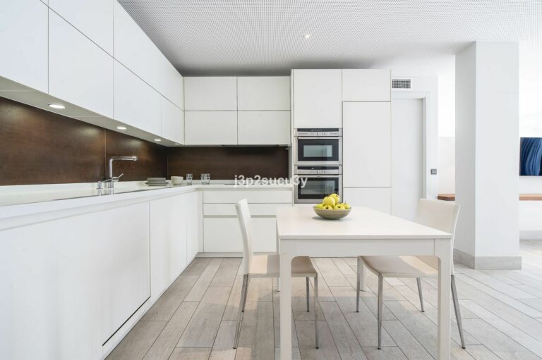 ed2ce0d1a90fb6c18a629be0cd6934bb - 4