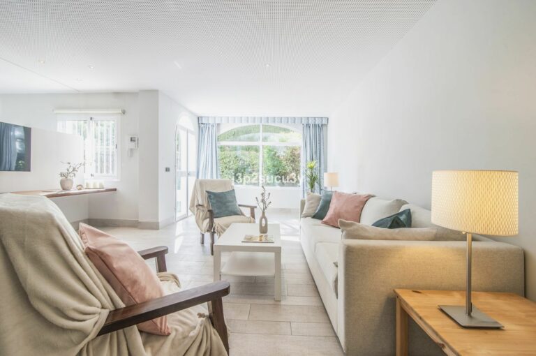 ed2ce0d1a90fb6c18a629be0cd6934bb - 7