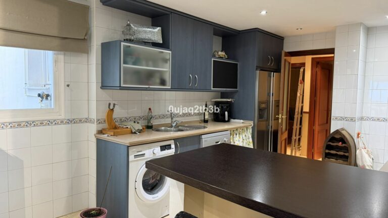 ed4878ad2c1cde00b60cbfbb748c9cfc - 4