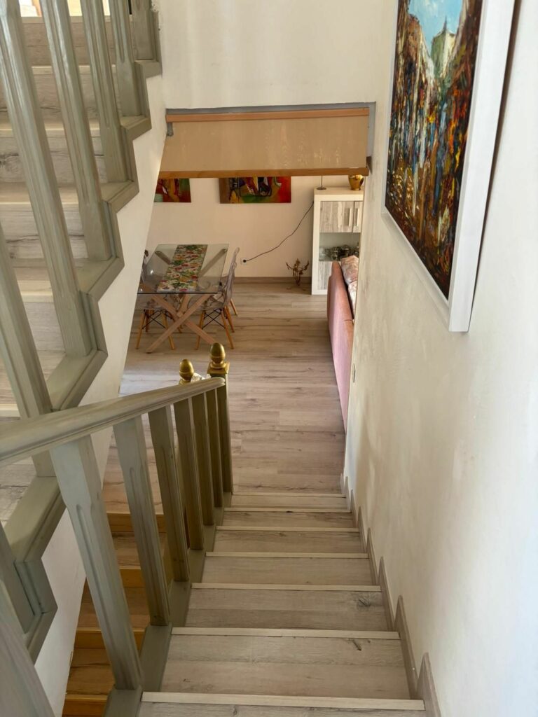 ed7a0e22dbe53d39f6b968cbdadfa20c - 13