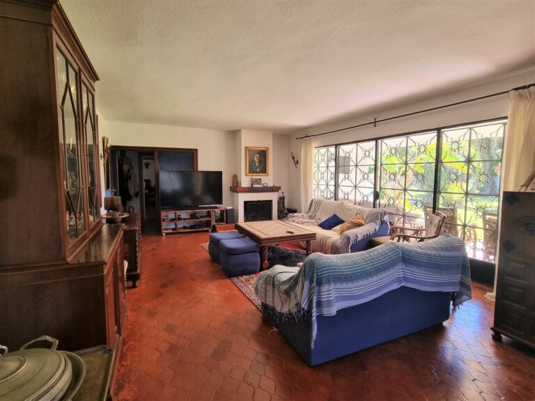 ed83f1e5398a8e057c25d97a568a0a7c - 10