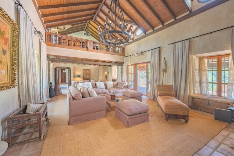 ef02d077fa60190898689dc215d3f46f - 2