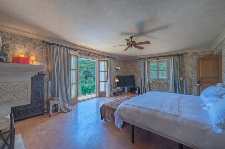 ef02d077fa60190898689dc215d3f46f - 5