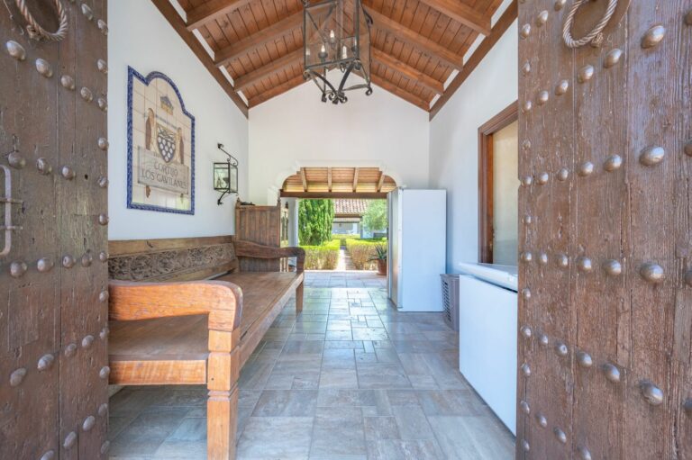 ef02d077fa60190898689dc215d3f46f - 6