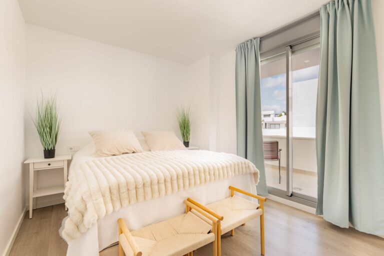 eff14d1206e45d8c3f1d91cb30e40da7 - 7