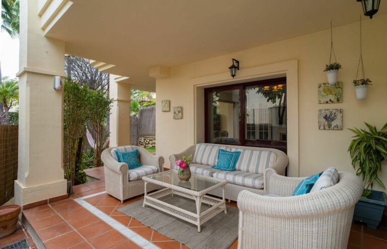 f0b18b813c293d1004cb207dbfecc610 - 9