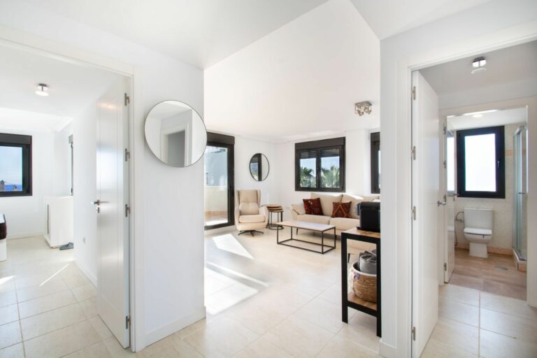 f0d1fa59908fe5d84bfeba6c2c0443dc - 8