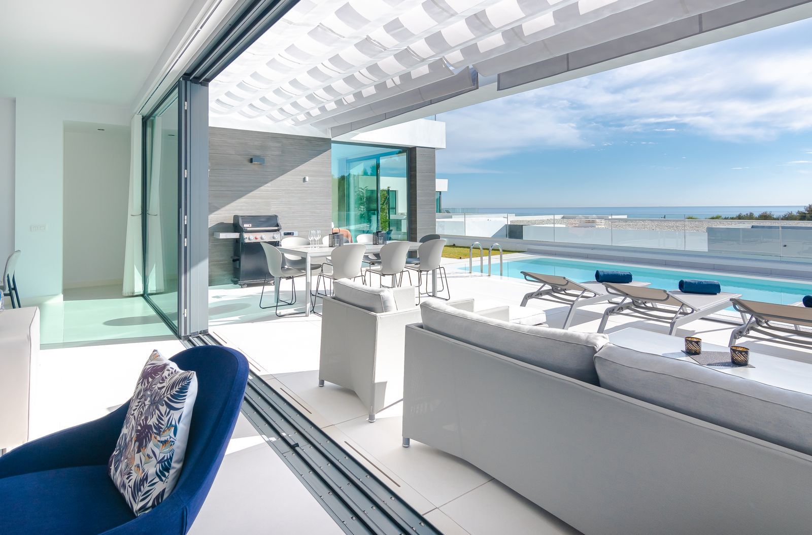 f1c36226e1644a301675a12107857477 - 3