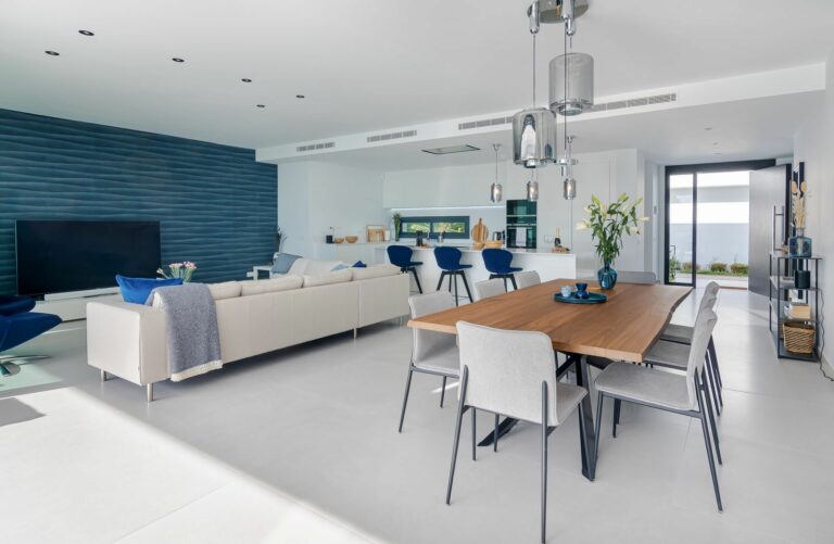 f1c36226e1644a301675a12107857477 - 5