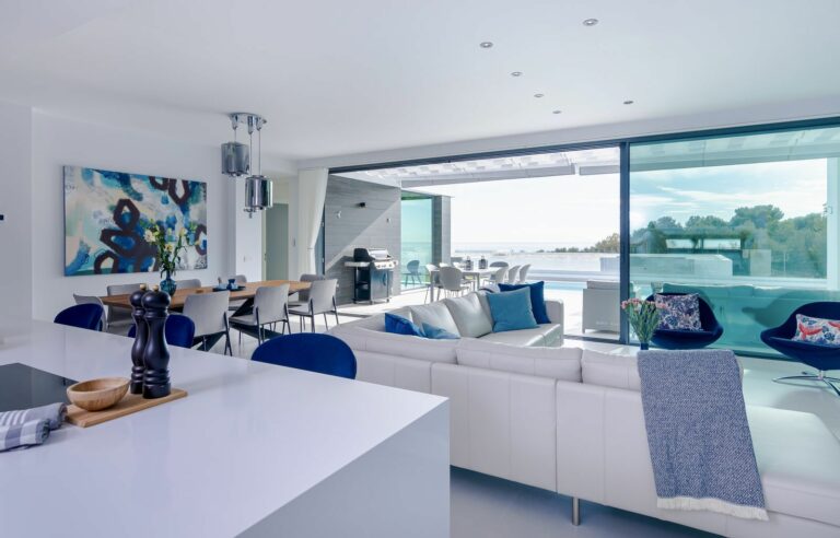 f1c36226e1644a301675a12107857477 - 7