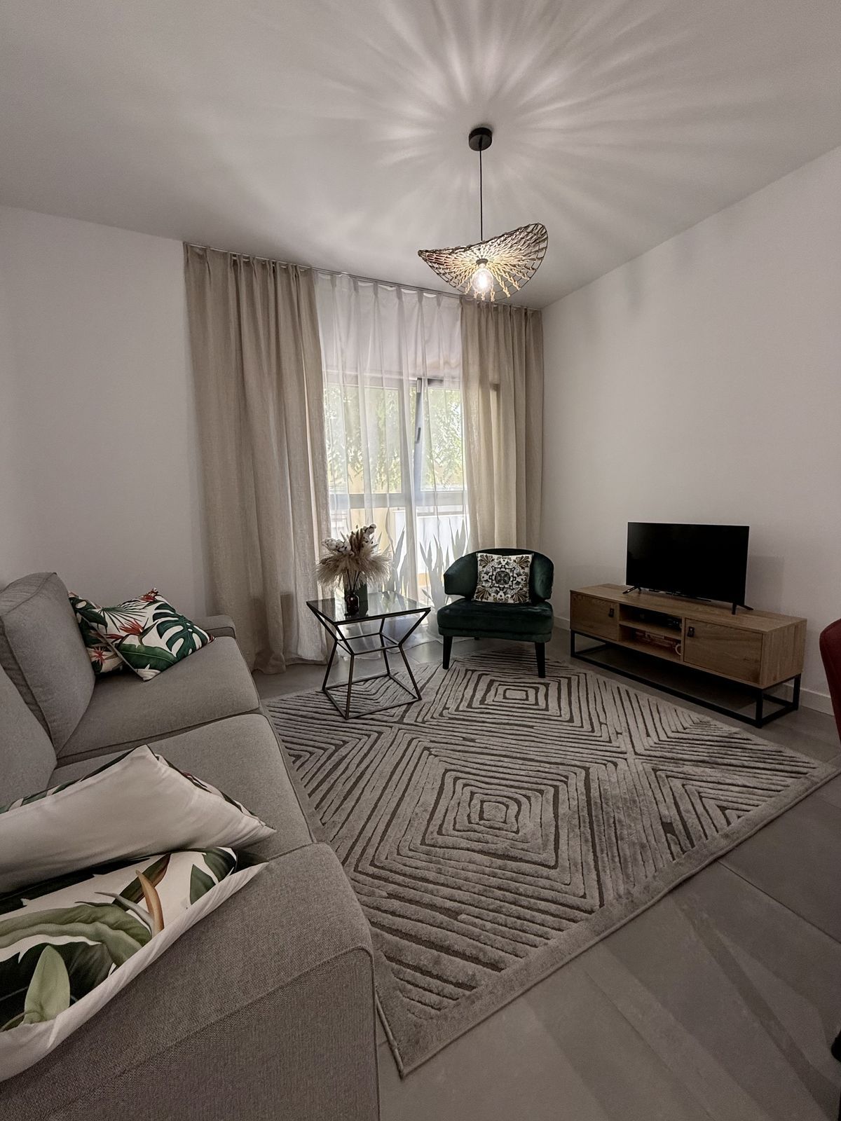 f2c8e9278a4e0d834a35a09e1940819d - 2