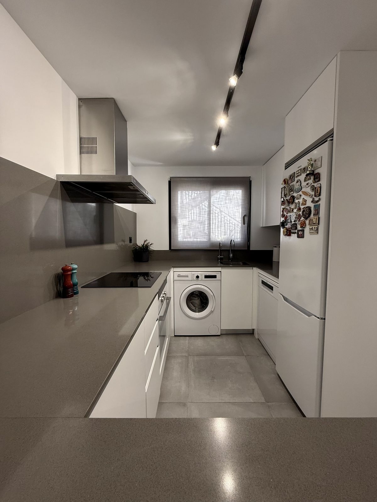 f2c8e9278a4e0d834a35a09e1940819d - 3