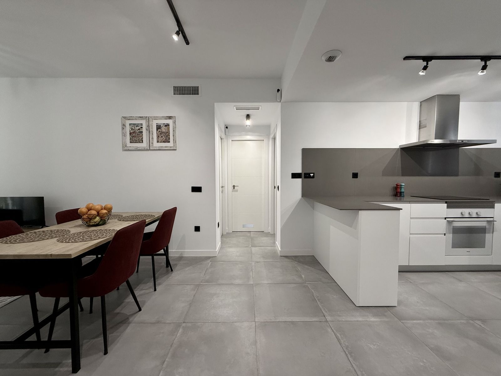 f2c8e9278a4e0d834a35a09e1940819d - 6