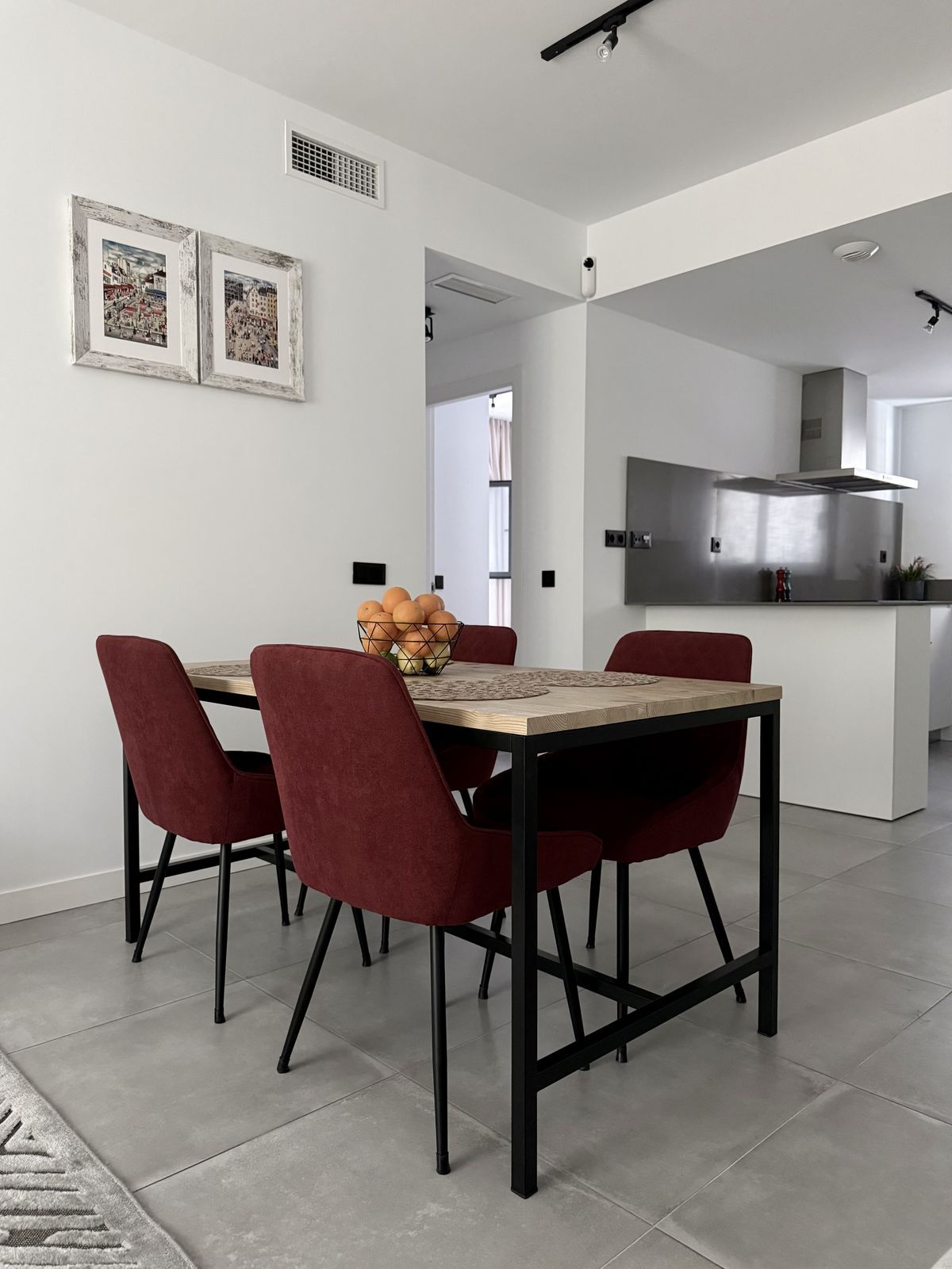 f2c8e9278a4e0d834a35a09e1940819d - 7