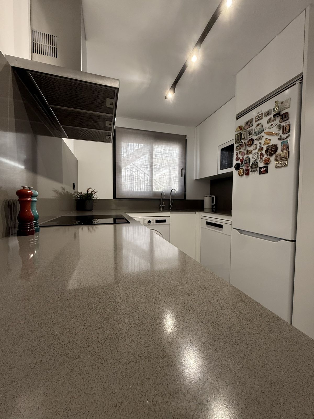 f2c8e9278a4e0d834a35a09e1940819d - 8