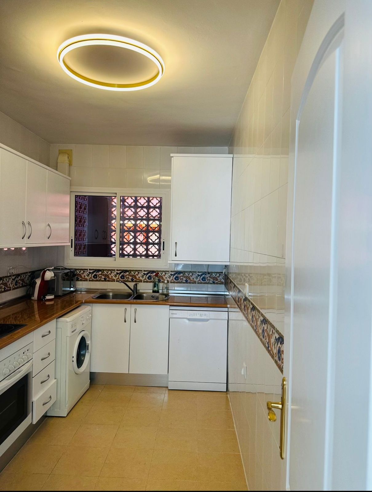 f4bc4fb8642b1dedc72c0664a079703a - 7