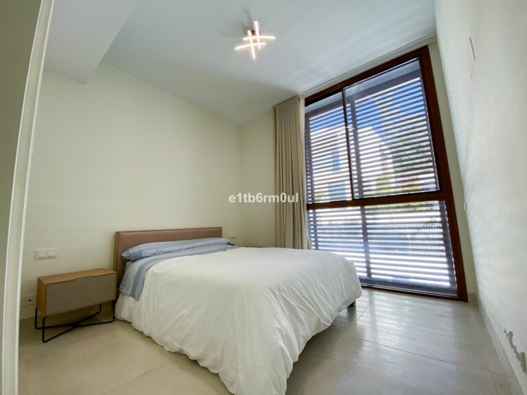 f7129ad7b9b14c4cdaf71f000d9cce5d - 10