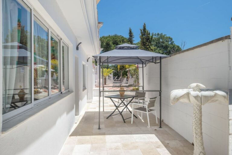 f80e5d04ef21393ad86b76fbdb34d855 - 16