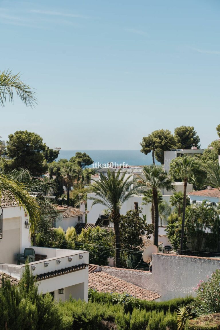 f849e1839fbbbb6fb34dc8bcbba829ac - 16