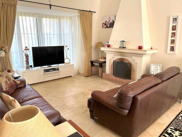 f86ac9c5085c7012ef6c930ad06a9e66 - 4