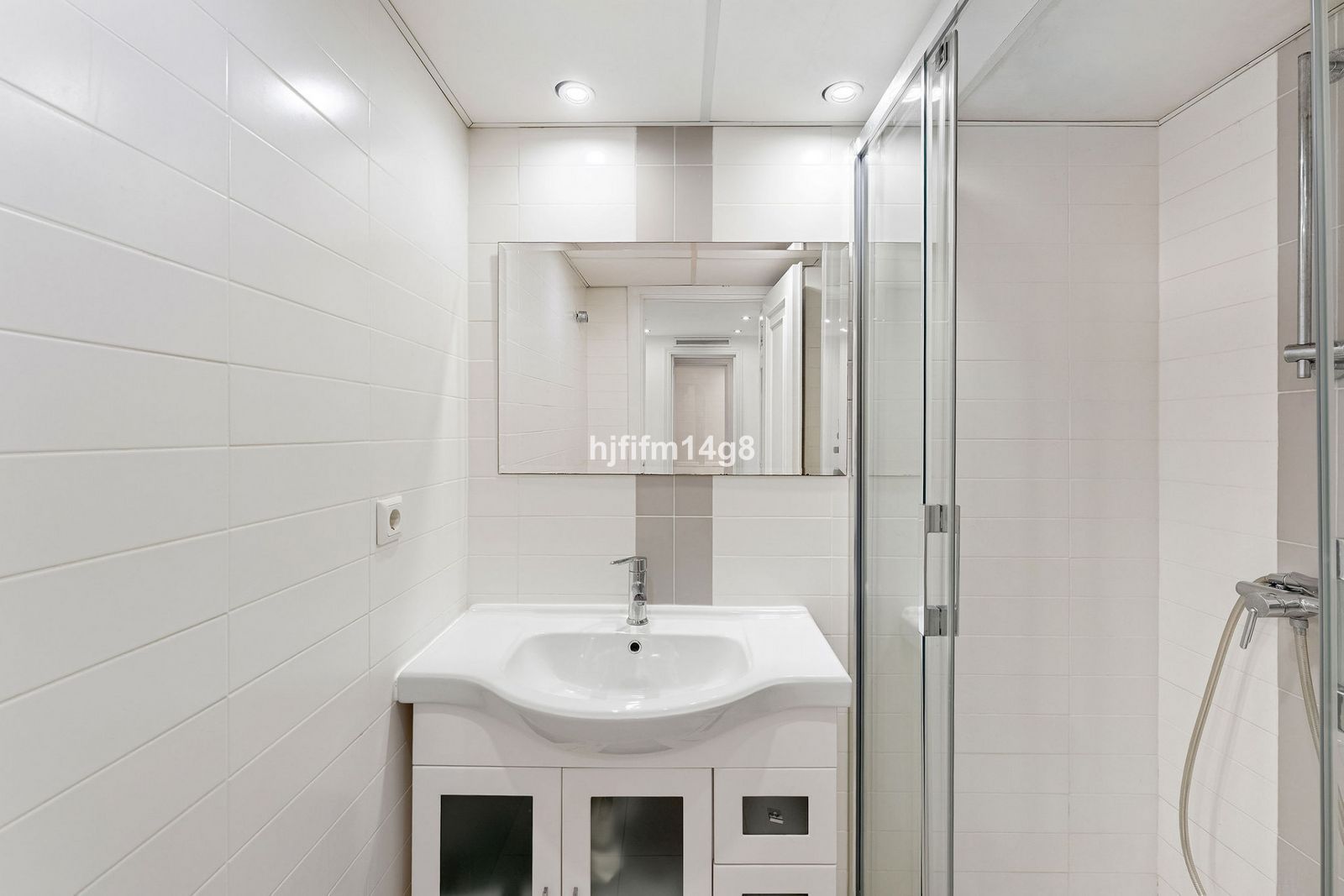 f9a6535a6bf2bd48d4ed3b2cdb2ac88c - 15