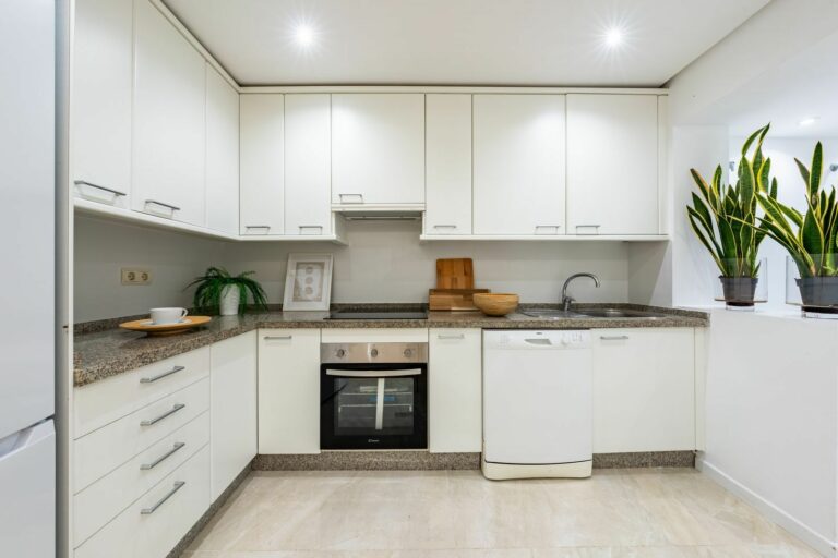 f9e0ec59508ba1f0b21aa46ac1f3a346 - 15