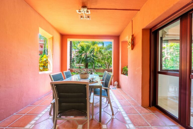 f9e0ec59508ba1f0b21aa46ac1f3a346 - 16