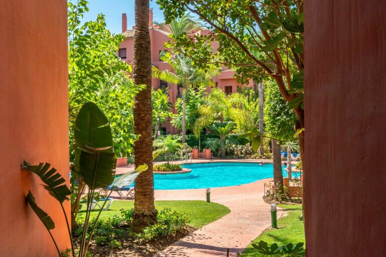 f9e0ec59508ba1f0b21aa46ac1f3a346 - 4