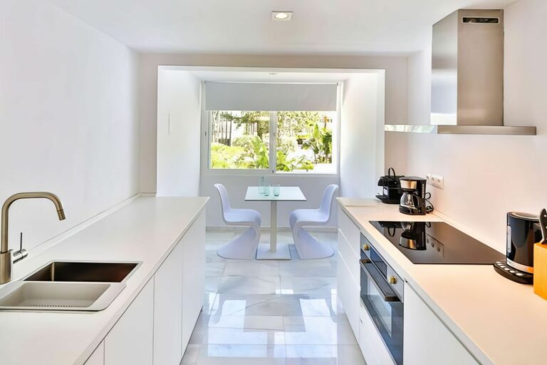 fa0bf405204ed56422ac05cd952e5c35 - 6