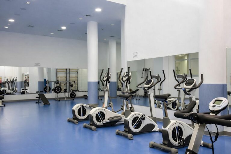 fc3885c97e600653638c6a58bdd9a74e - 16