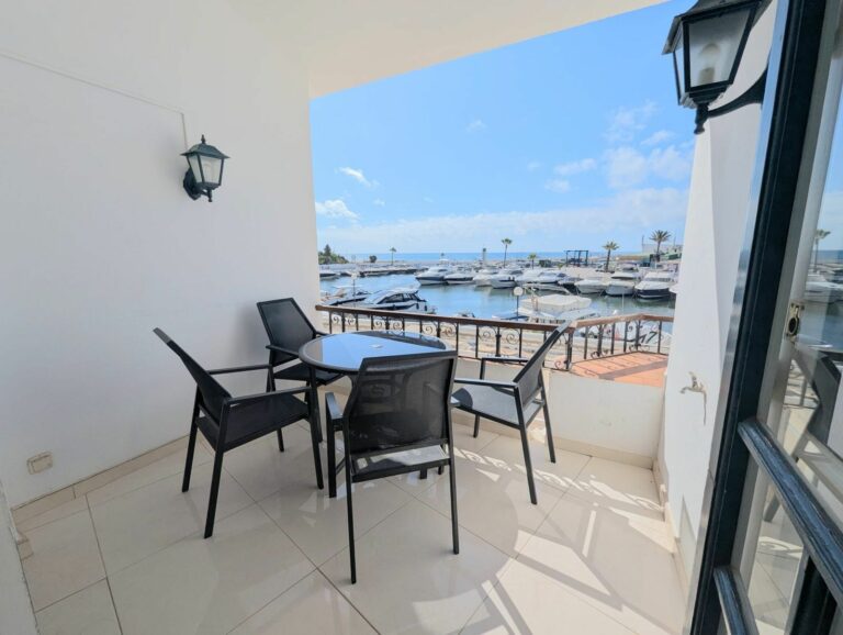 fc61eabfb0b8a15a0e27ea109dab0b7a - 11