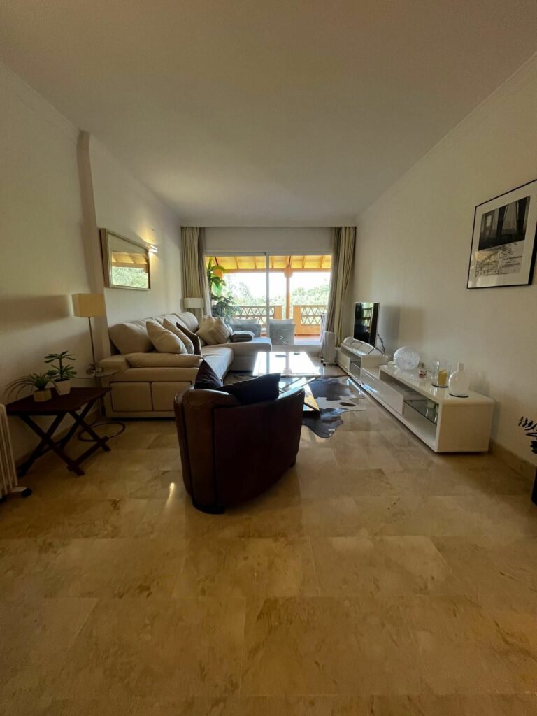 fcbc9a69f5912ce7ba7f6e9129891dda - 2