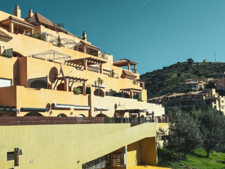 fd050d2aeaf92e2762f87c28de3e6b17 - 3