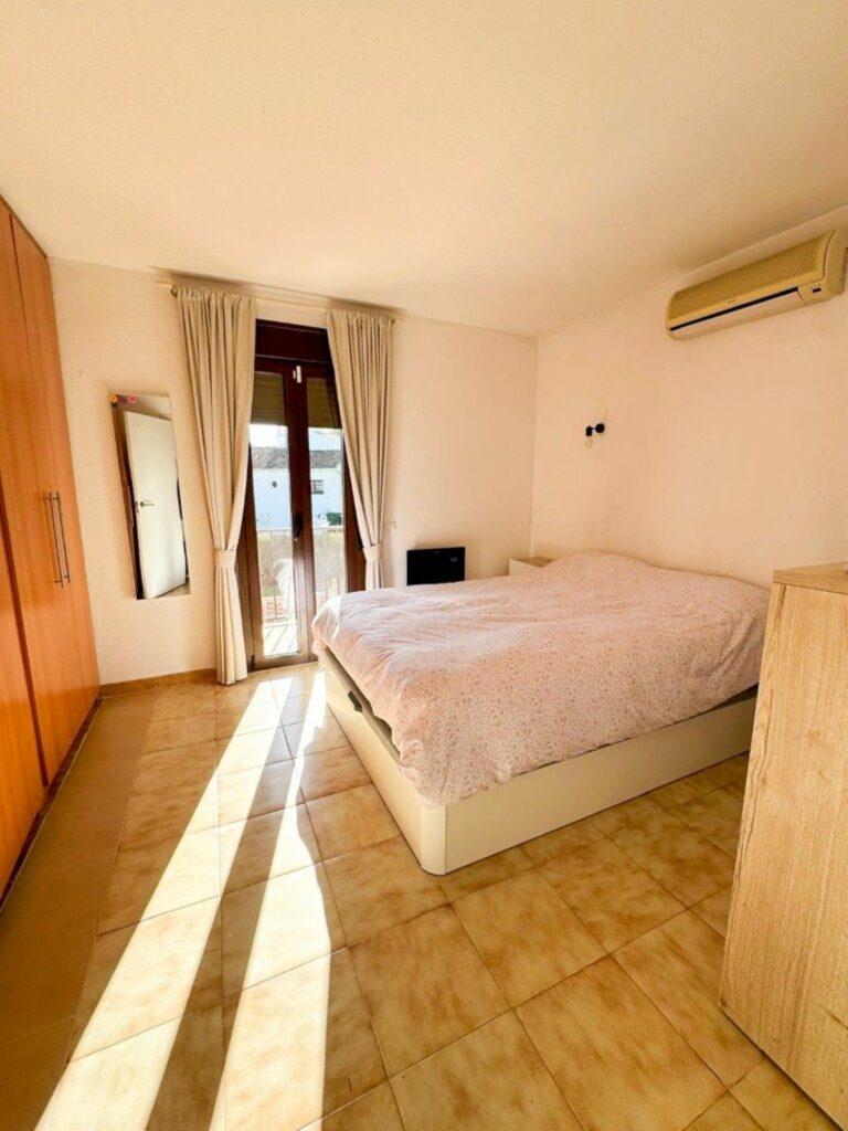 fdd7377d5c903d02c3e174b181ac747e - 14