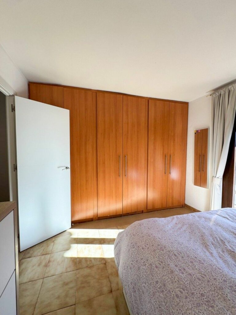 fdd7377d5c903d02c3e174b181ac747e - 15