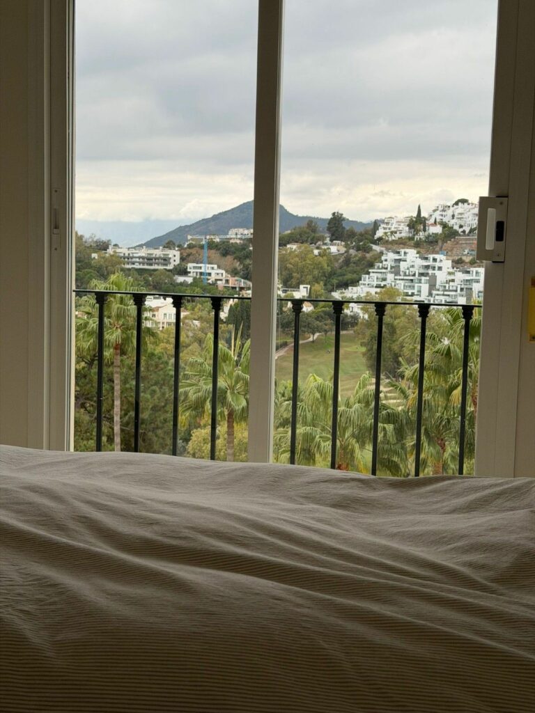 ff57ad0e23e6e5393c1af7212ce746b5 - 16